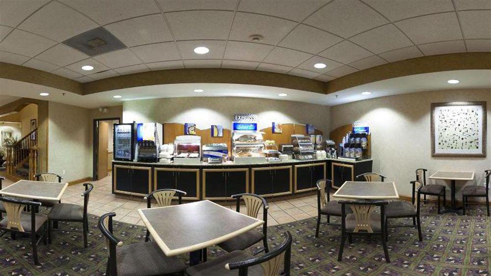 Holiday Inn Express Hotel And Suites Fort Worth/I-20 Екстер'єр фото