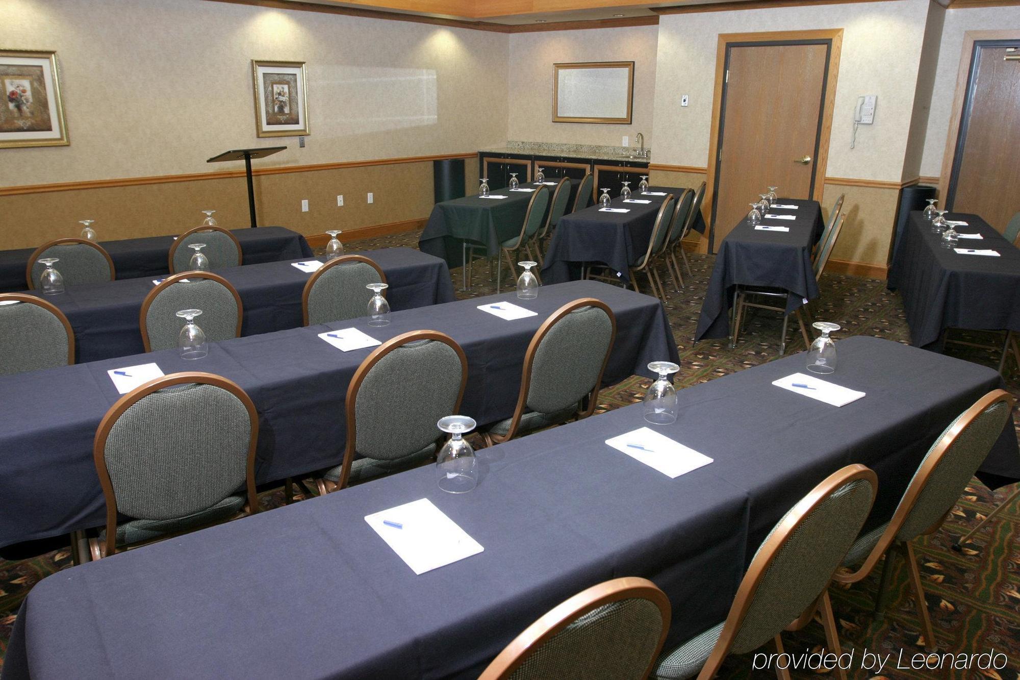 Holiday Inn Express Hotel And Suites Fort Worth/I-20 Екстер'єр фото