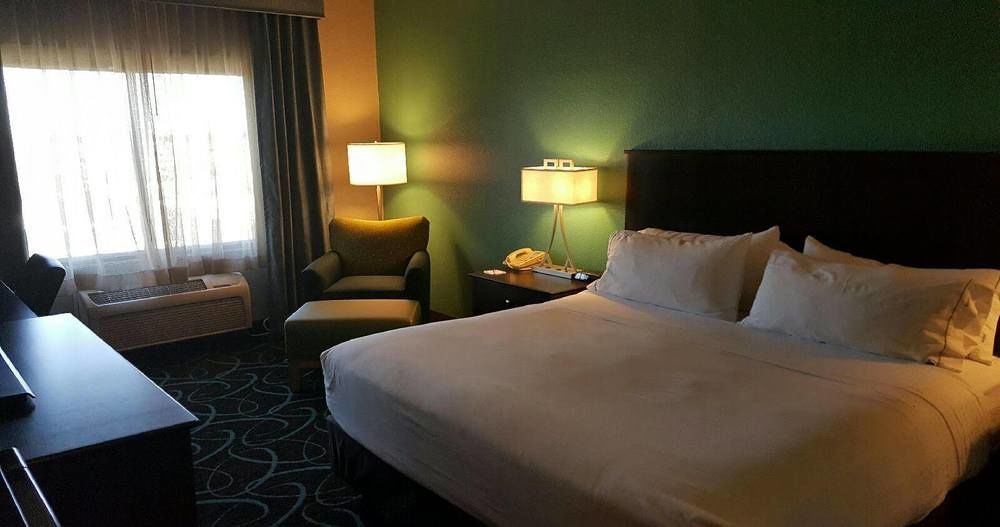 Holiday Inn Express Hotel And Suites Fort Worth/I-20 Екстер'єр фото